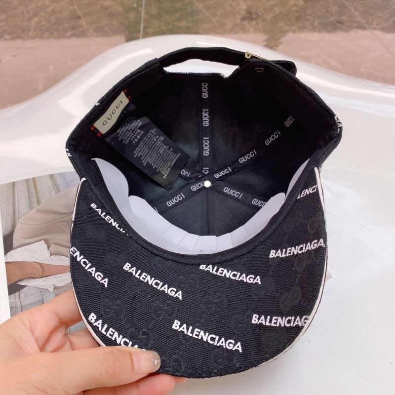 BALENCIAGA